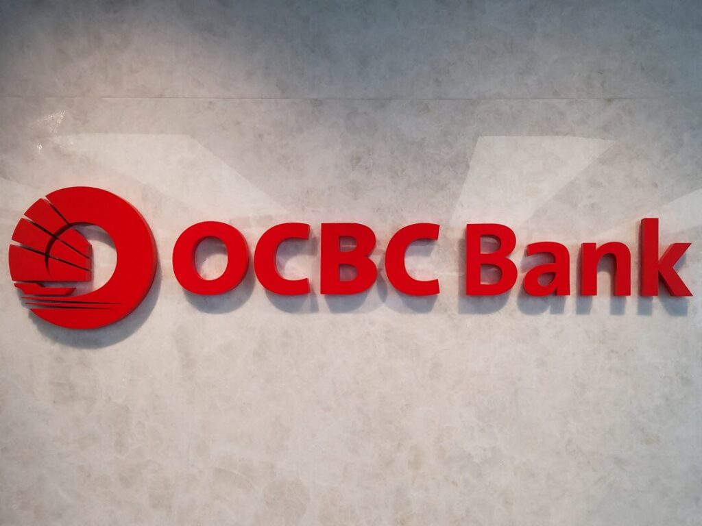 OCBC Beats Q1 Profit Forecasts but Sets Aside Extra Buffers Over Middle East War Risk